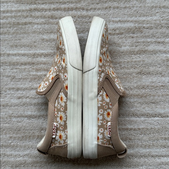 Like New Taos Footwear Rubber Soul Slip-on Daisy Canvas Sneakers Shoes Size 7 - Picture 13 of 17